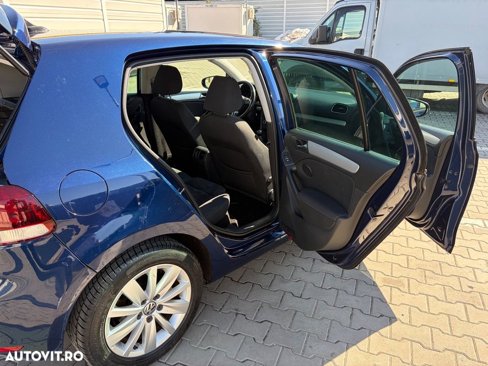 Volkswagen Golf 2.0 TDI Comfortline - 27