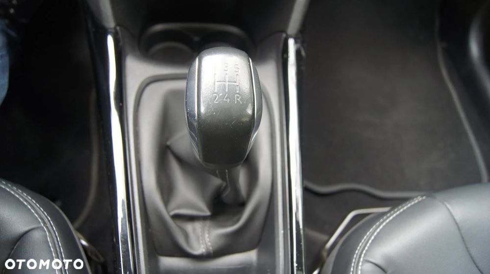 Peugeot 2008 PureTech 110 Stop&Start Business-Line - 23