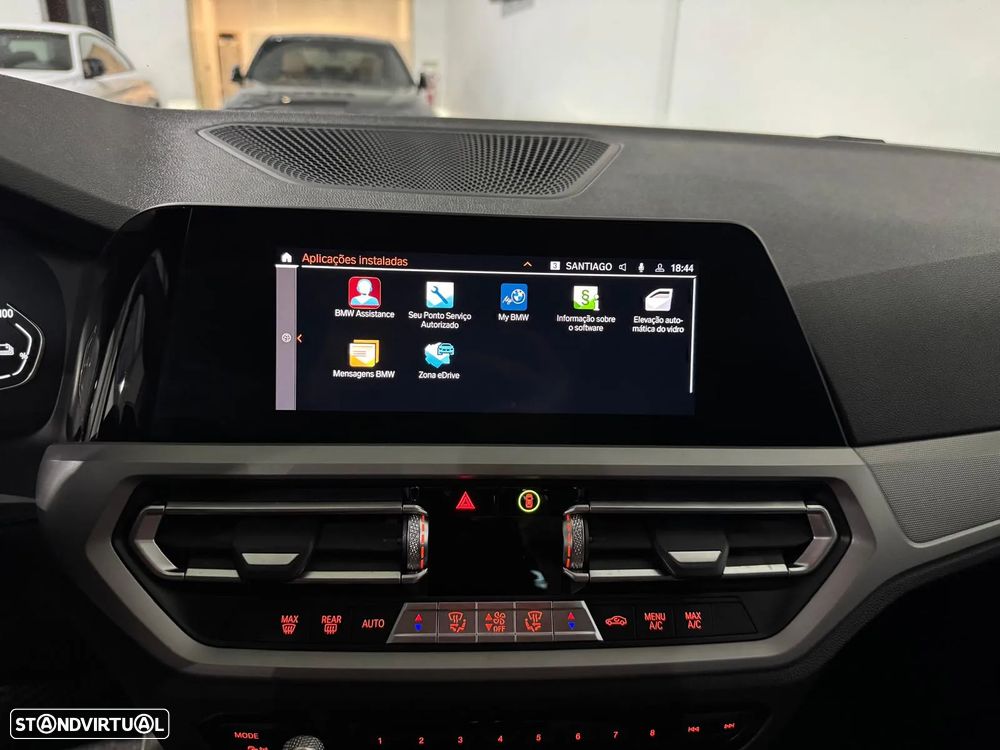 BMW 330 e Touring Pack M Auto - 31