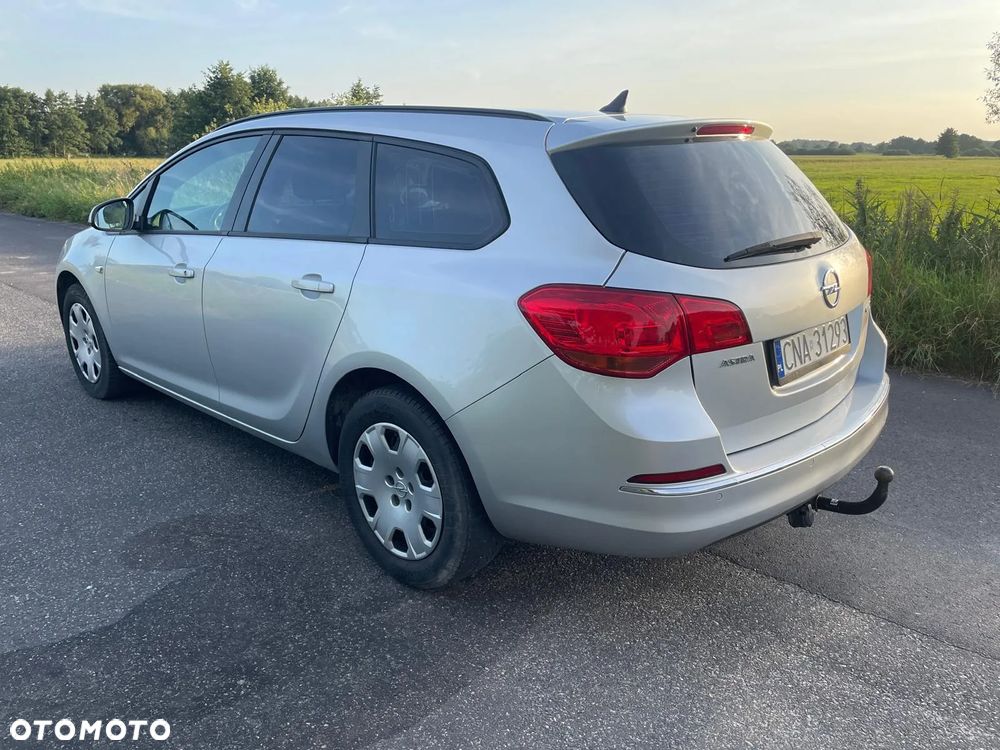 Opel Astra 1.6 CDTI Sports Tourer Active - 4