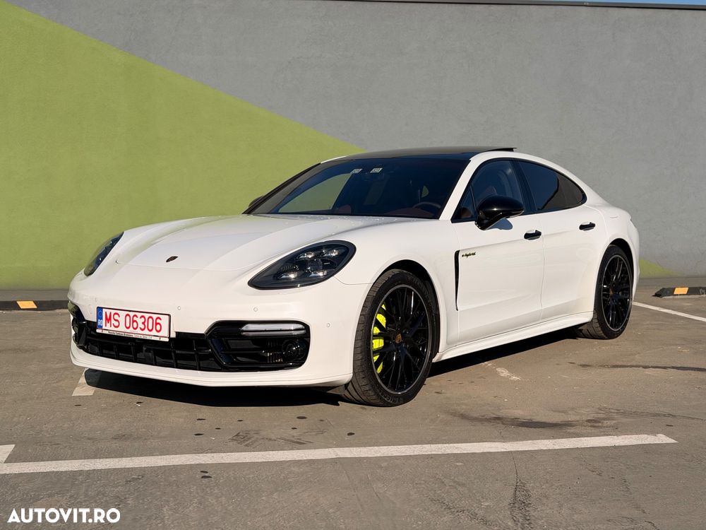 Porsche Panamera Turbo S E-Hybrid - 32