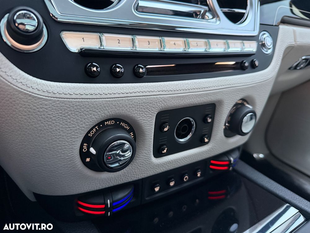 Rolls-Royce Ghost Standard - 23