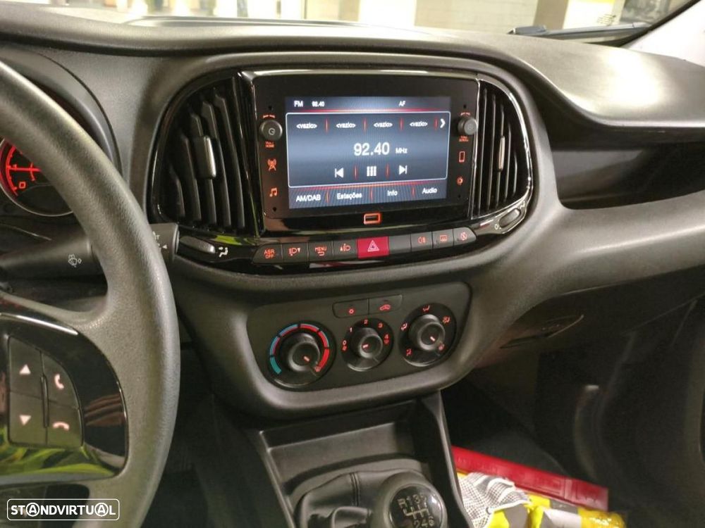 Fiat Doblo 1.6 MJ SX 3L c/IVA - 4
