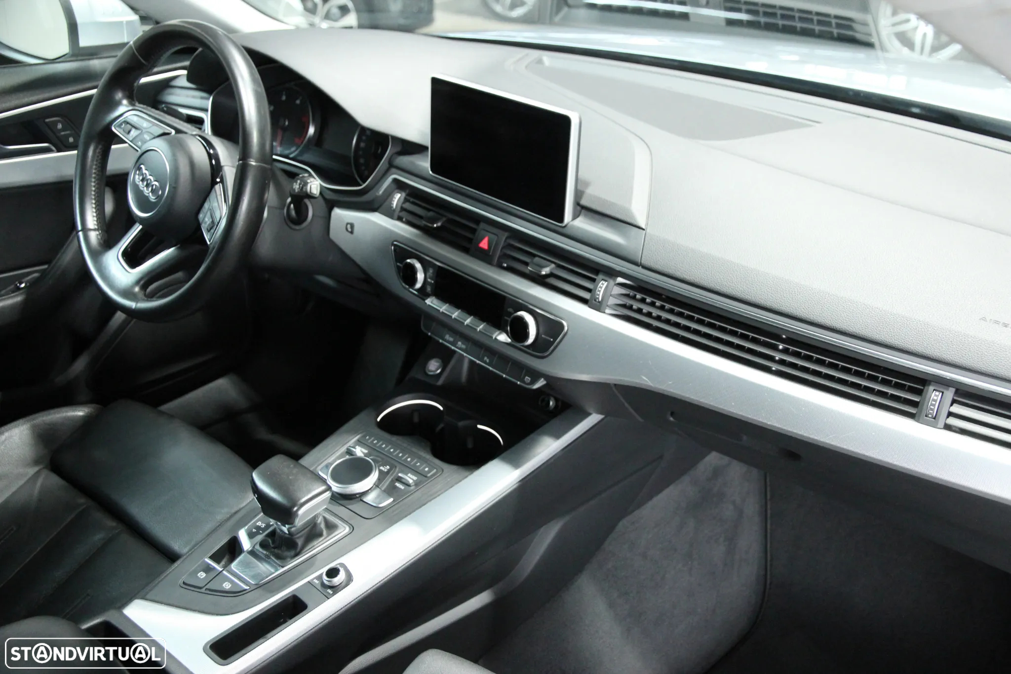 Audi A4 Avant 2.0 TDI Design S tronic - 8