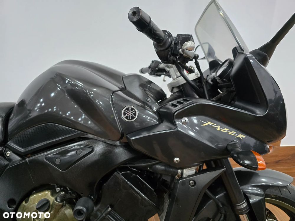 Yamaha FZ - 8