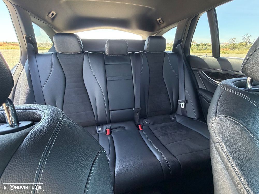 Mercedes-Benz E 220 d AMG - 14