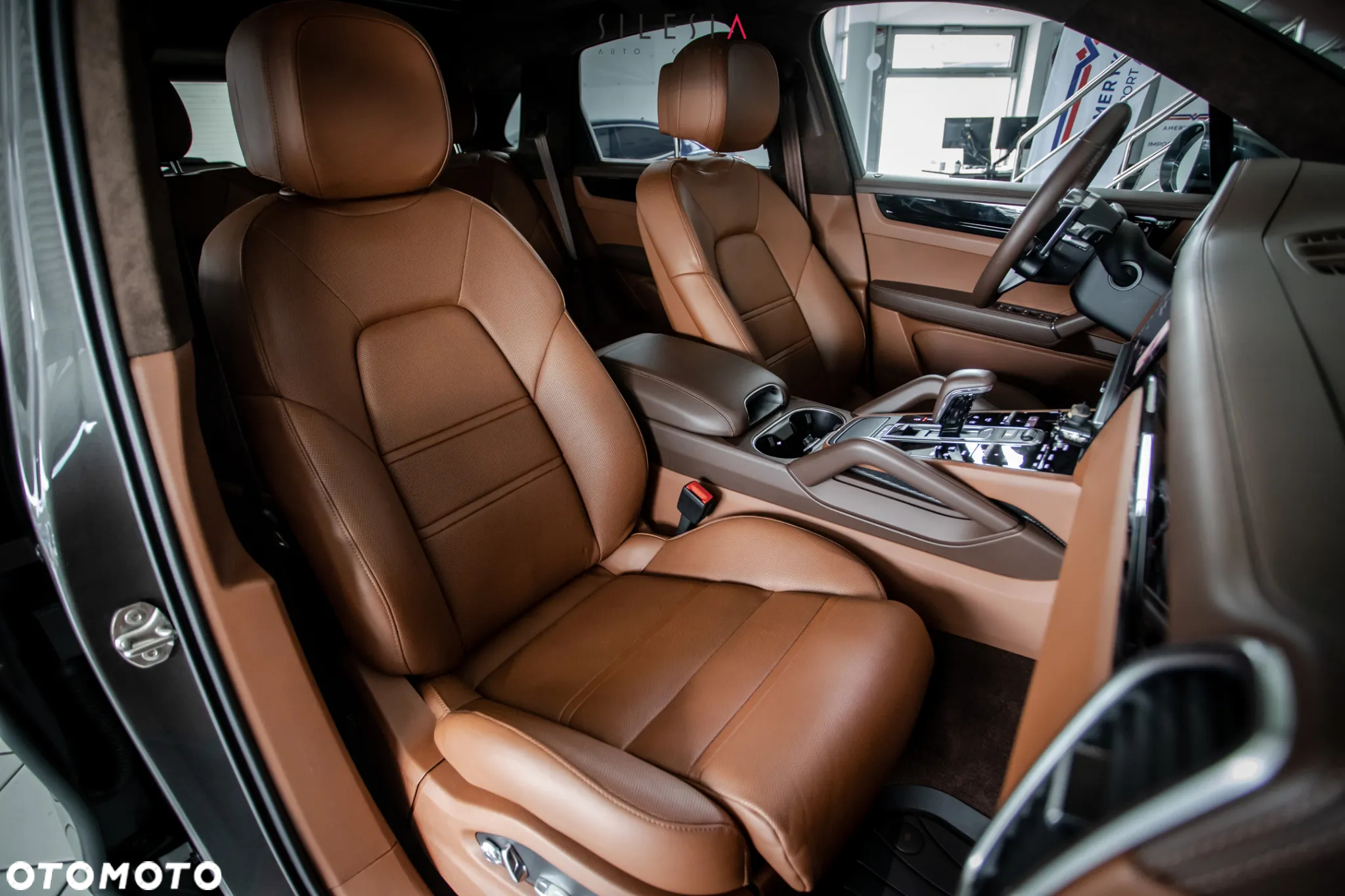 Porsche Cayenne GTS - 17