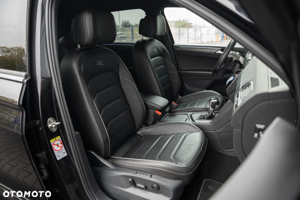 Volkswagen Tiguan 2.0 TDI SCR DSG R-Line - 26