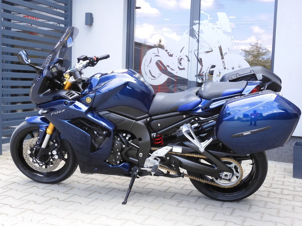 Yamaha FZ - 38