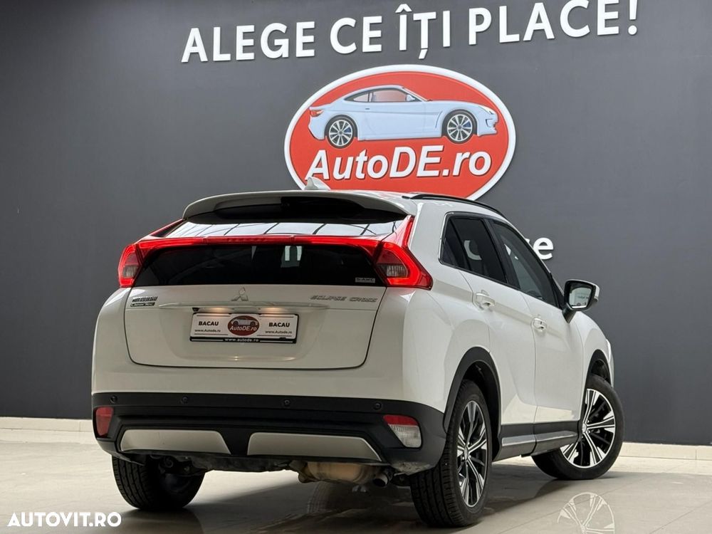 Mitsubishi Eclipse-Cross - 5