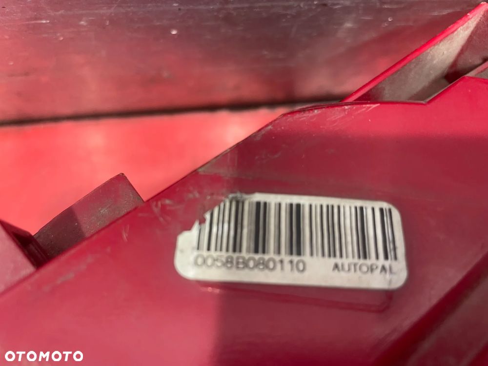 Lampa prawy tył CITROEN C5 - 3