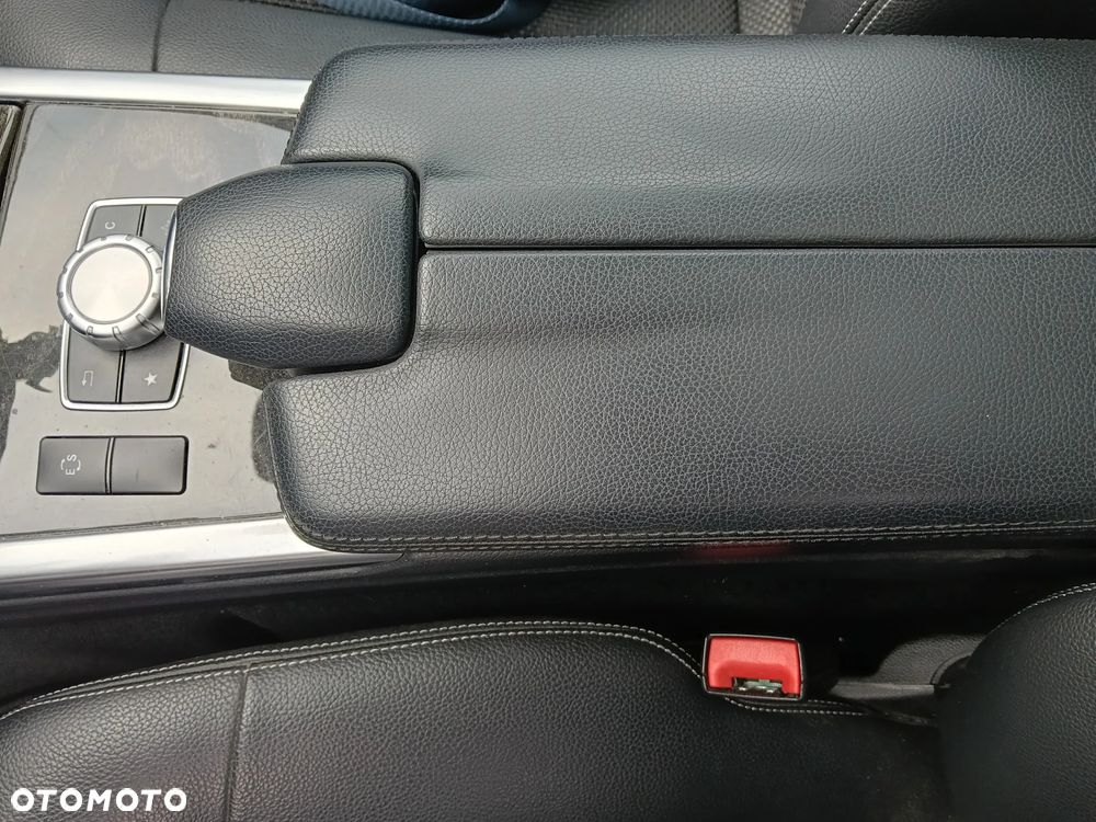 Mercedes-Benz Klasa E 220 CDI 7G-TRONIC Avantgarde - 17