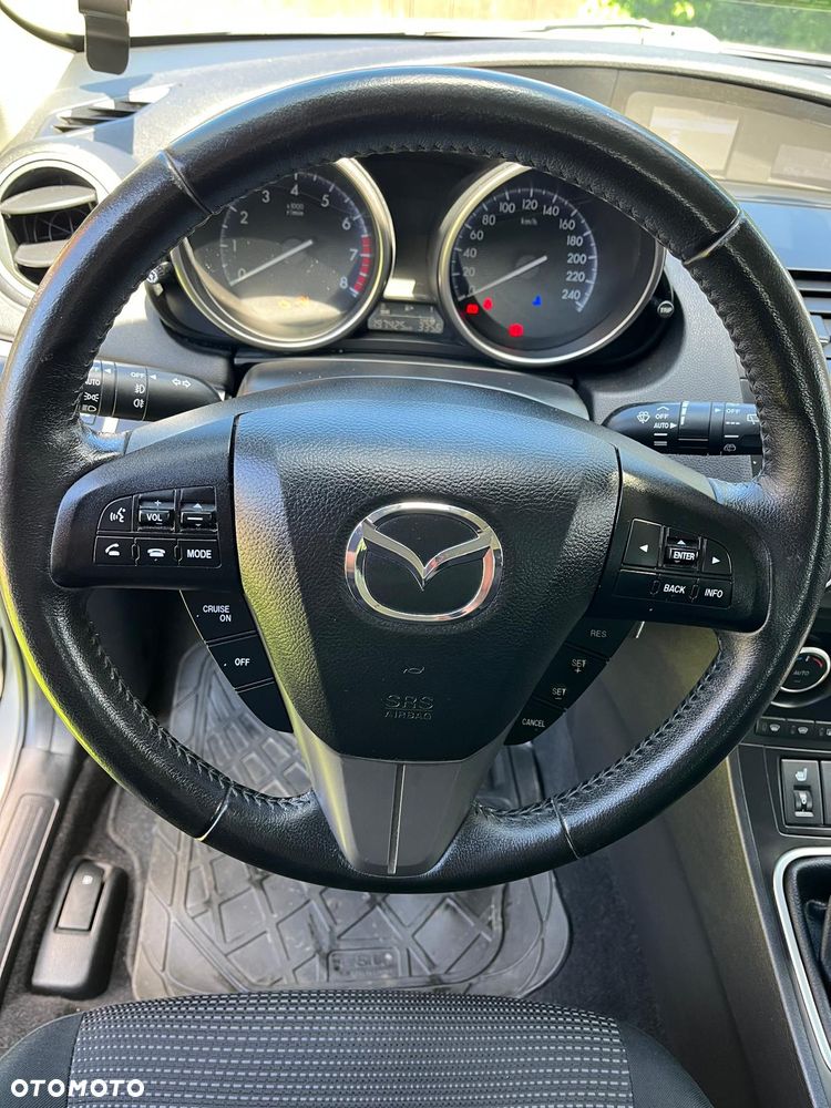 Mazda 3 1.6 Exclusive + - 7