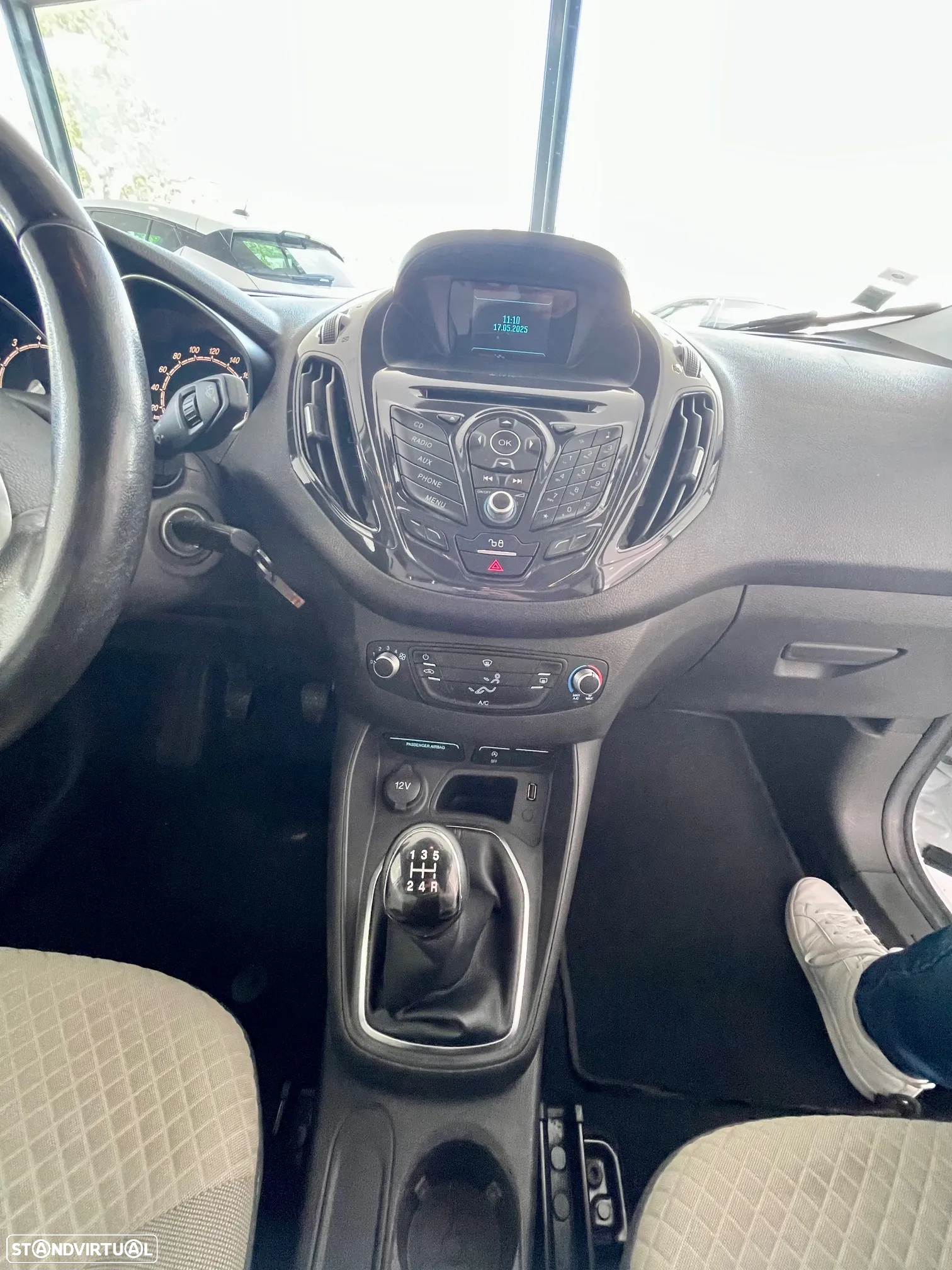 Ford Tourneo Courier 1.0 EcoBoost Titanium - 19