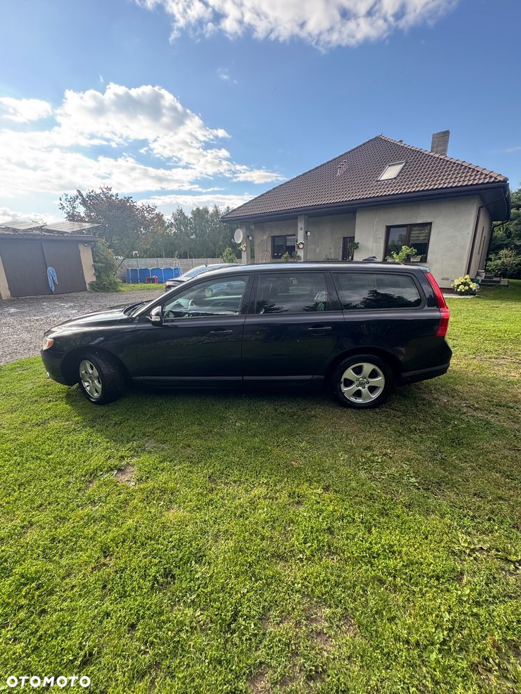Volvo V70 2.0D Momentum - 12