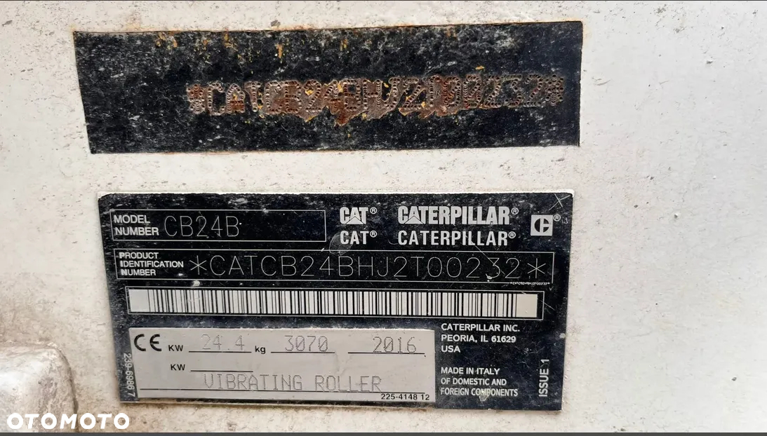 Caterpillar CAT CB 24 B cat CB24B walec drogowy - 8