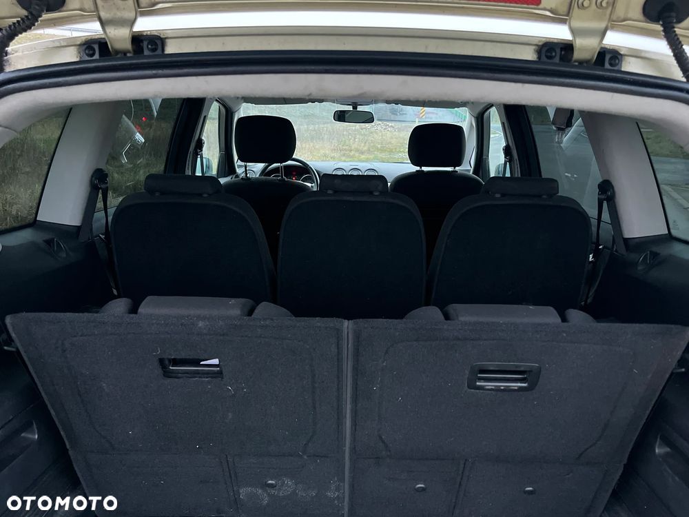 Ford S-Max 1.8 TDCi Trend - 11