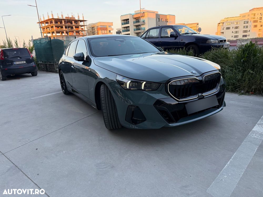 BMW Seria 5 520i AT MHEV - 27