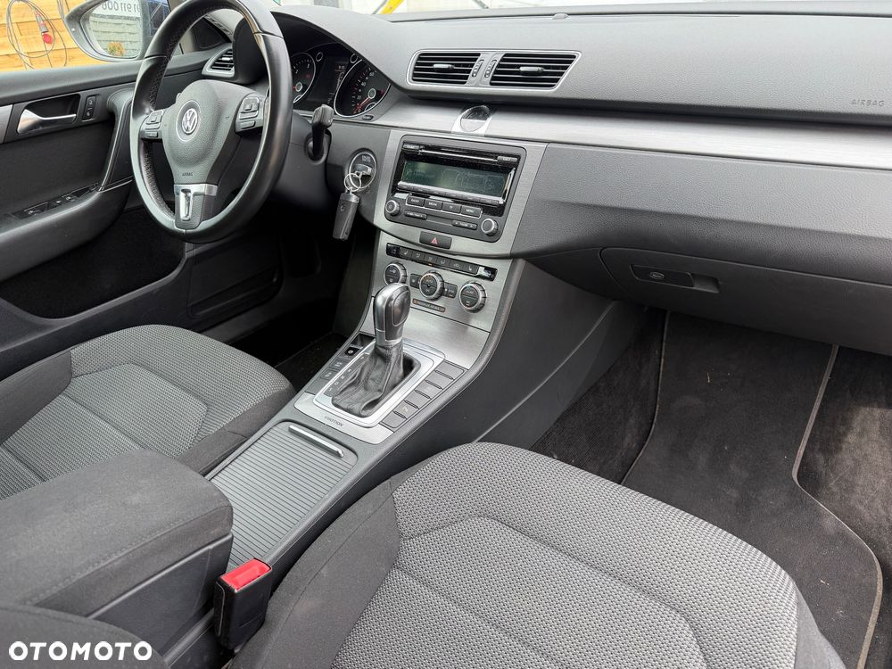 Volkswagen Passat 2.0 TDI 4Mot Highline DSG - 18