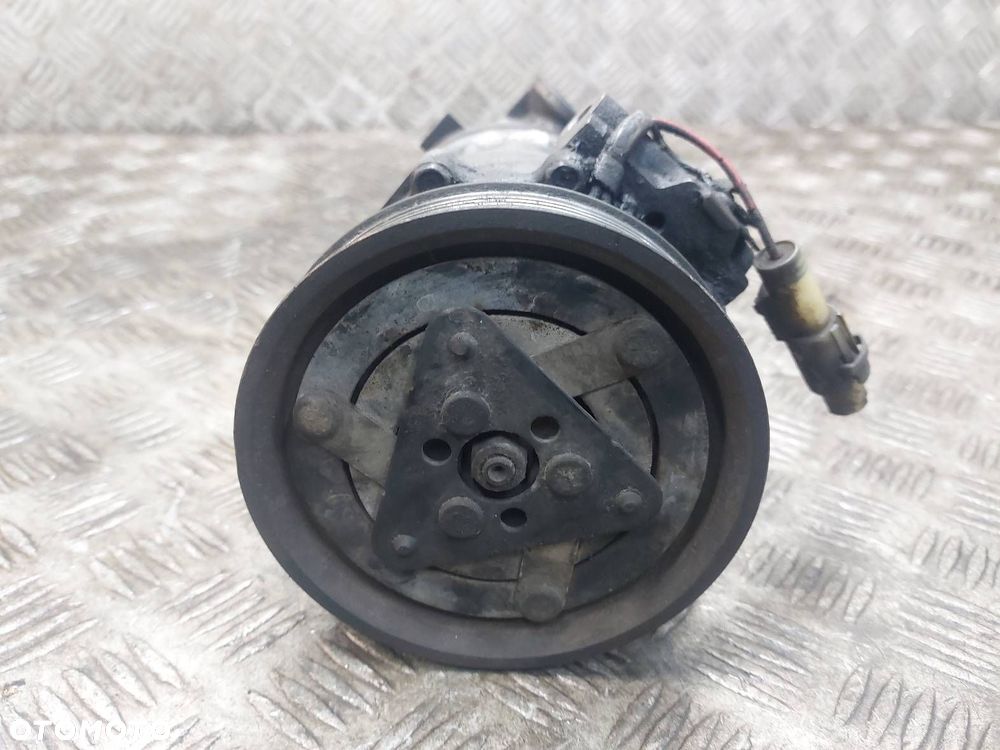 SPRĘŻARKA KLIMATYZACJI ROVER 45 I 2.0 TD JPB101230 - 2
