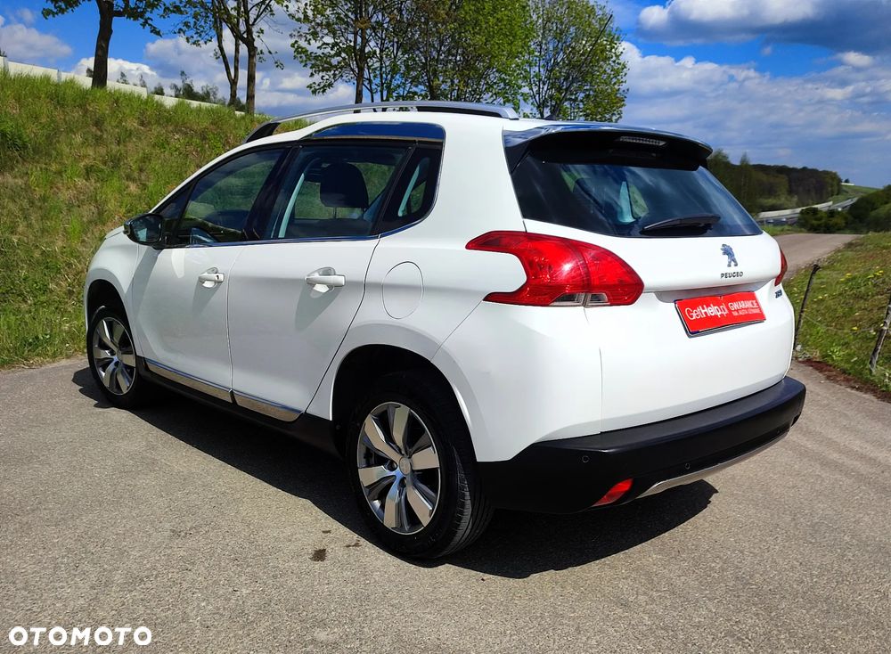 Peugeot 2008 1.6 VTi Allure - 9