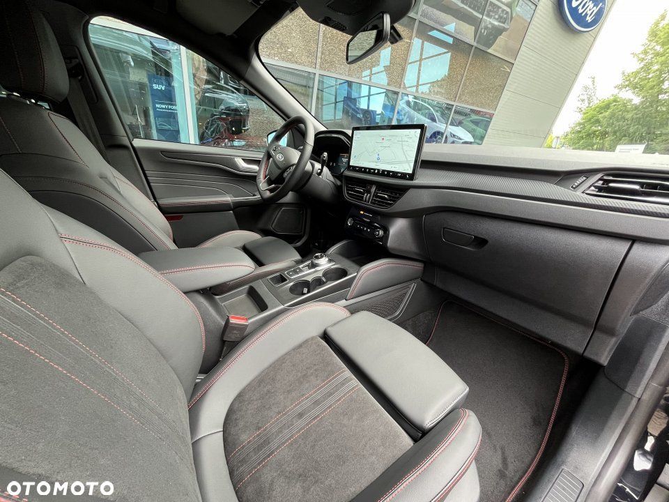 Ford Kuga - 11