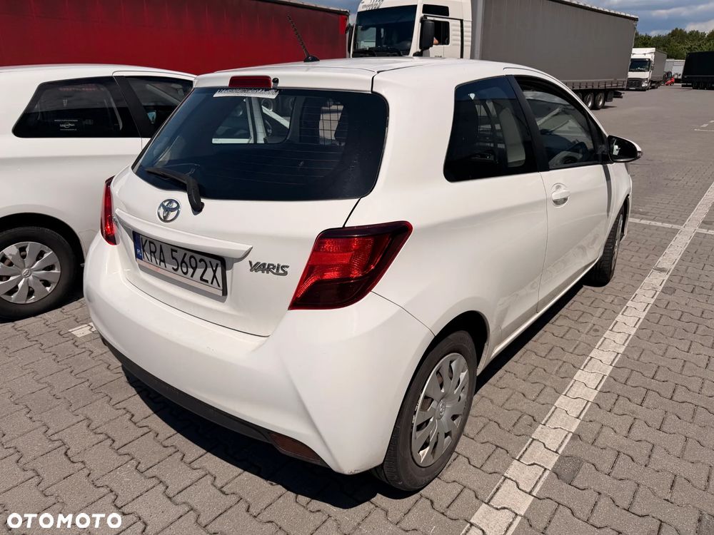 Toyota Yaris 1.4 D-4D Active EU6 - 3