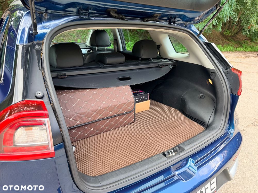 Kia Niro 1.6 GDI Hybrid L - 32