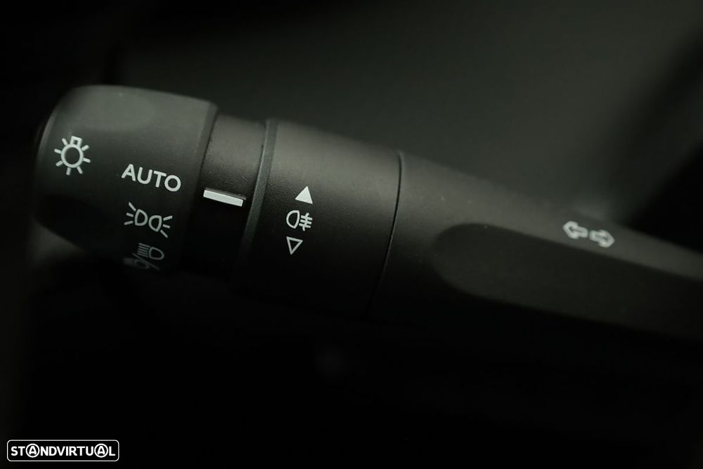 Peugeot 208 1.2 Allure - 16