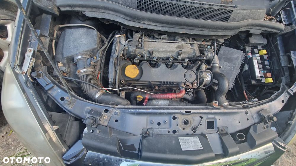 Opel ZAFIRA  B Lift na części - 5