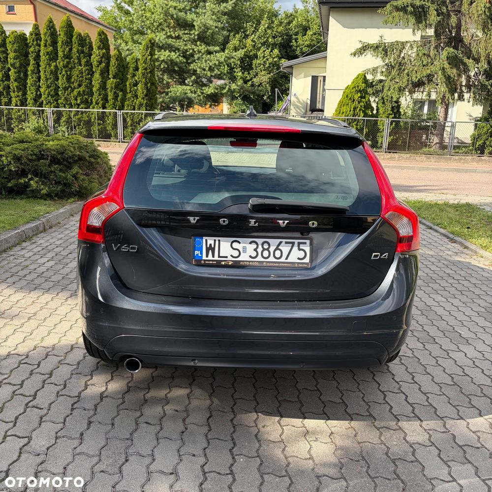 Volvo V60 D4 Business Edition - 8