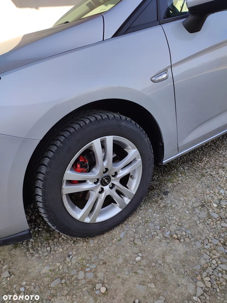 Opel Astra 1.6 CDTI Sport - 28