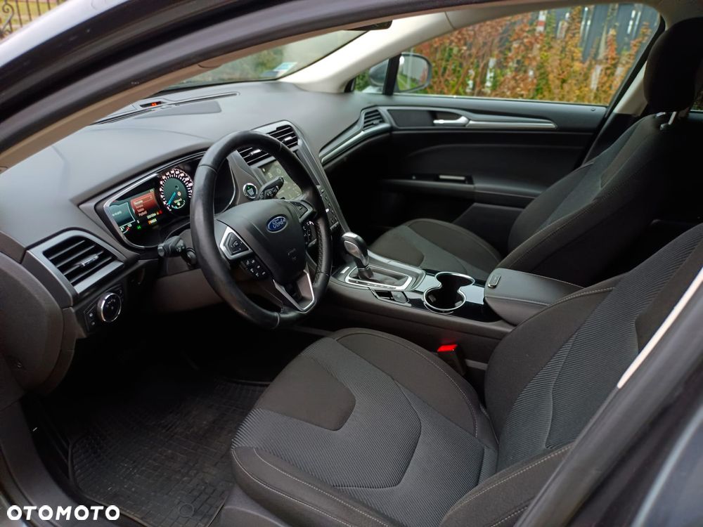 Ford Mondeo 2.0 TDCi Titanium PowerShift - 8