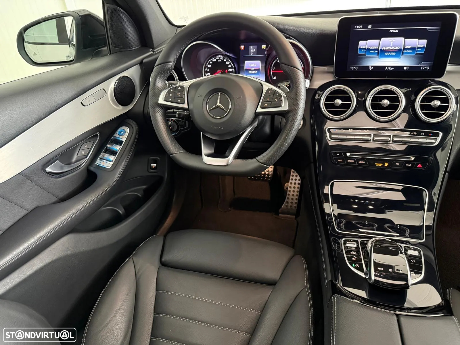 Mercedes-Benz GLC 250 d 4Matic 9G-TRONIC AMG Line - 31