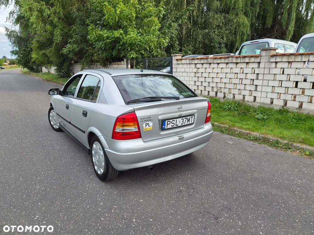 Opel Astra 1.4 Selection - 10