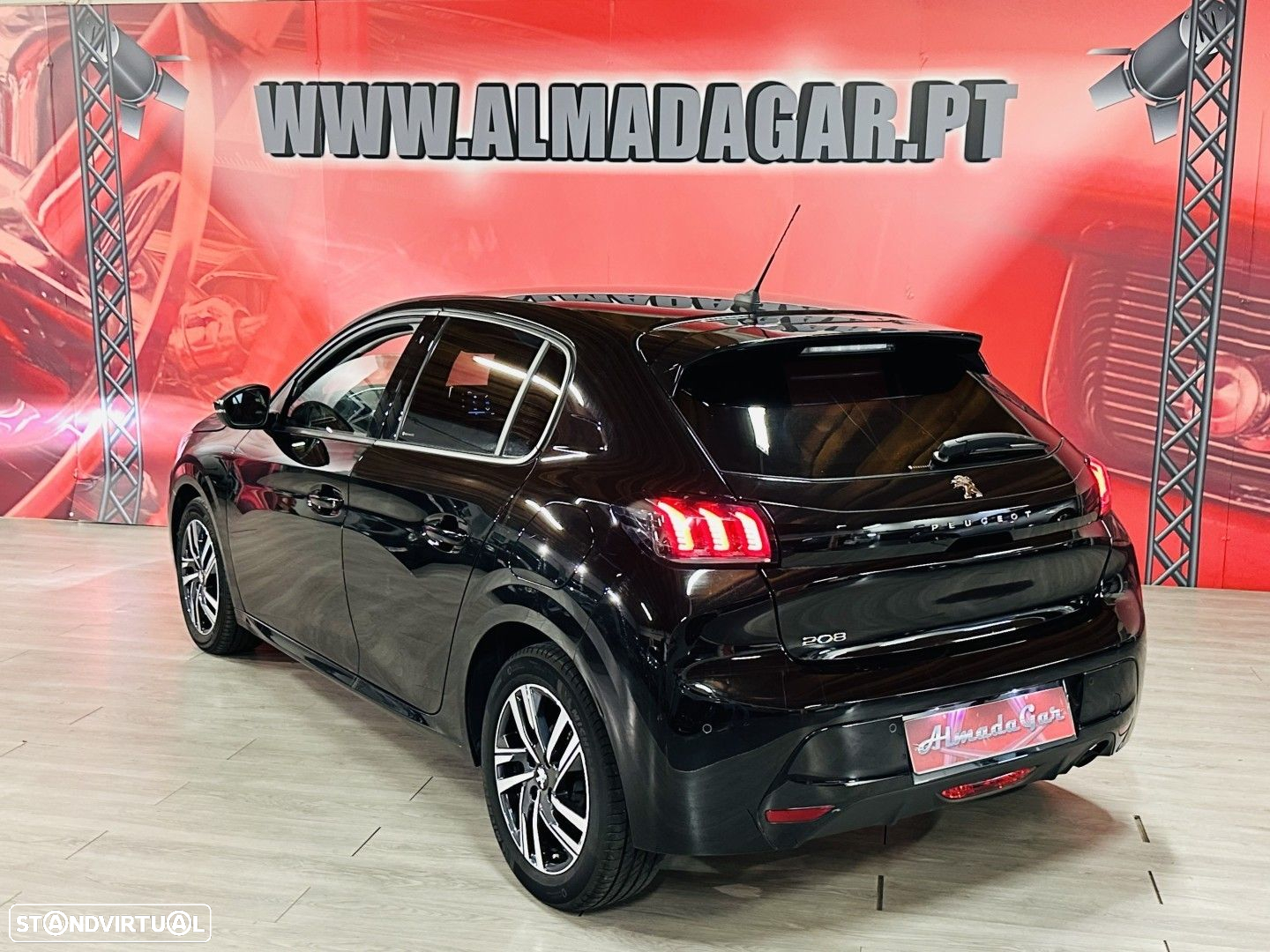 Peugeot 208 1.2 PureTech Allure Pack - 3