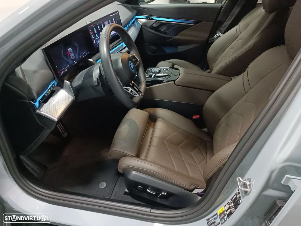 BMW 530 e xDrive Pack Desportivo M Pro - 9