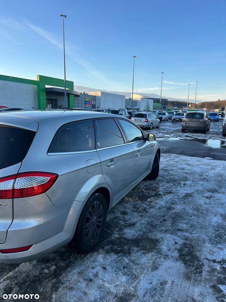 Ford Mondeo 2.0 TDCi Ghia - 4