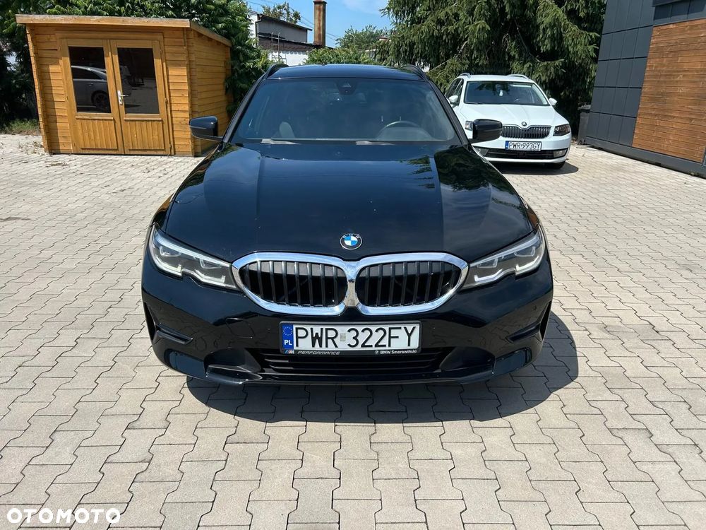 BMW Seria 3 320d xDrive M Sport sport - 13