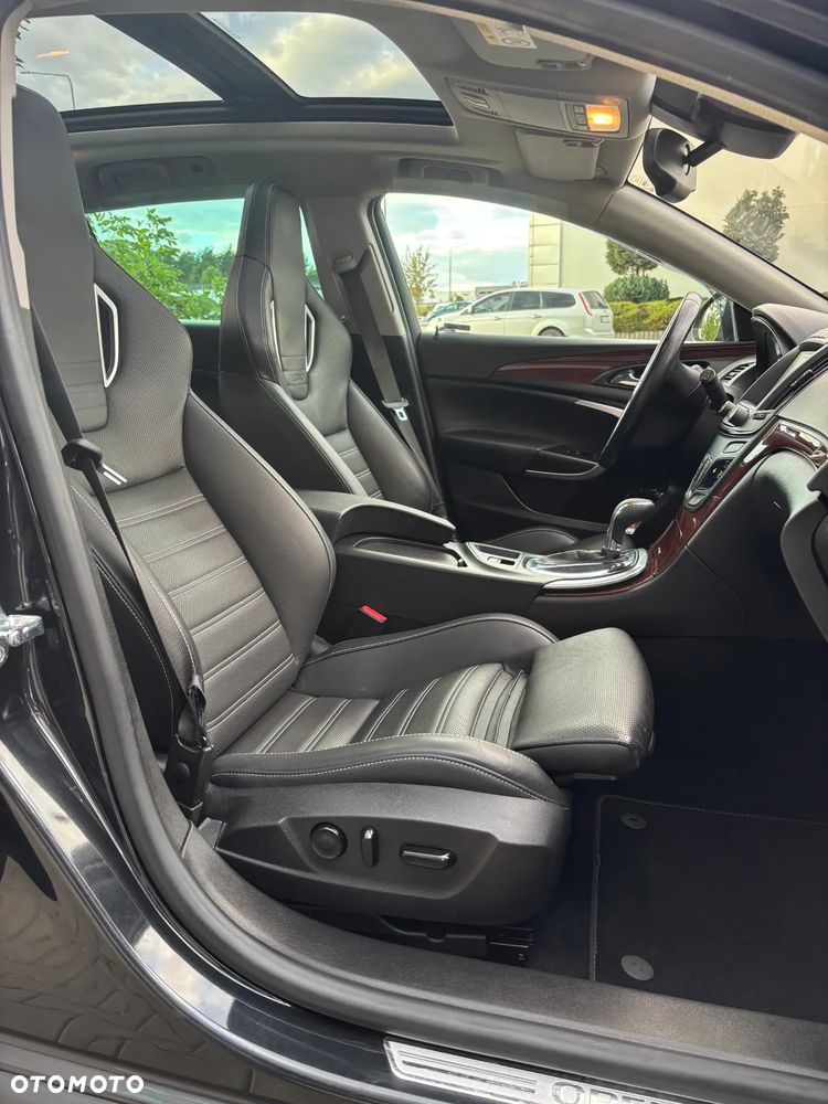 Opel Insignia - 15