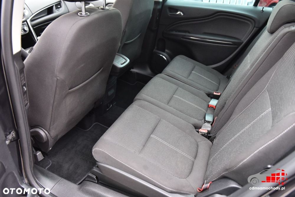 Opel Zafira - 19