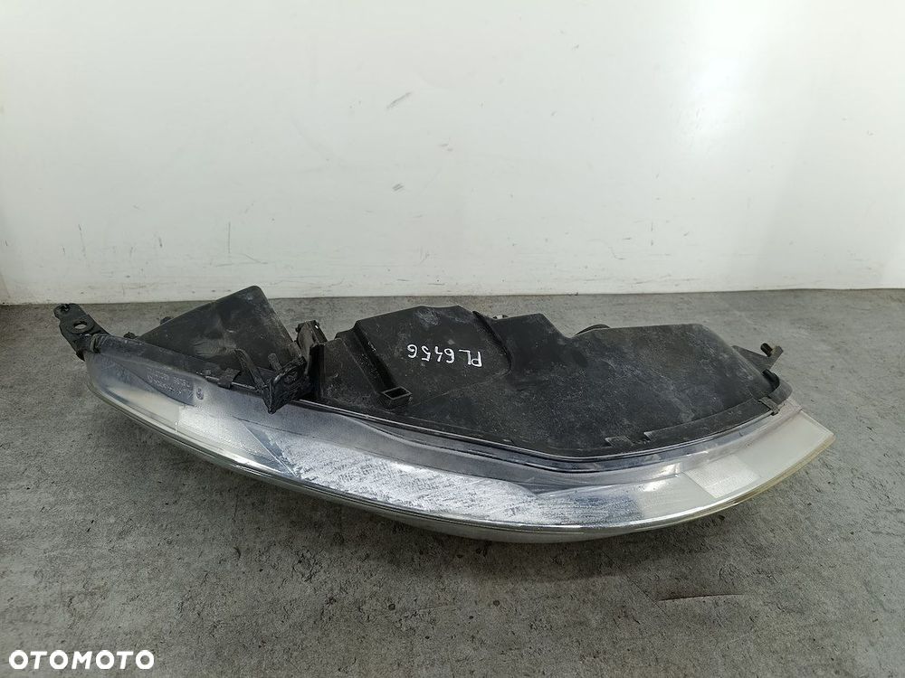 LAMPA PRZÓD LEWA PEUGEOT 407 9660236180  0301213201 AL - 4