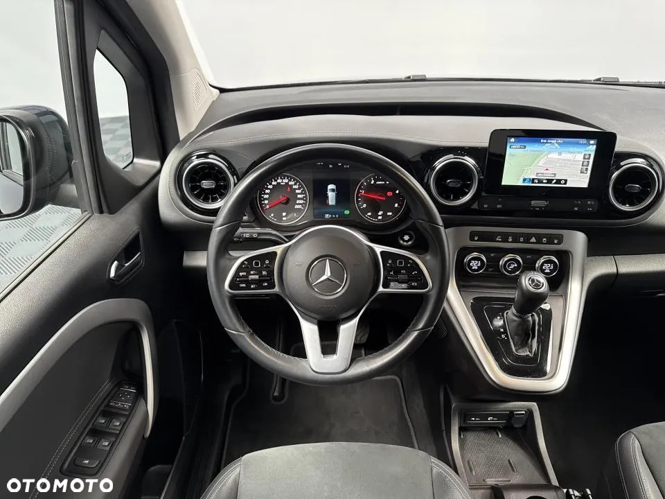 Mercedes-Benz Klasa T 180 d Progressive - 23
