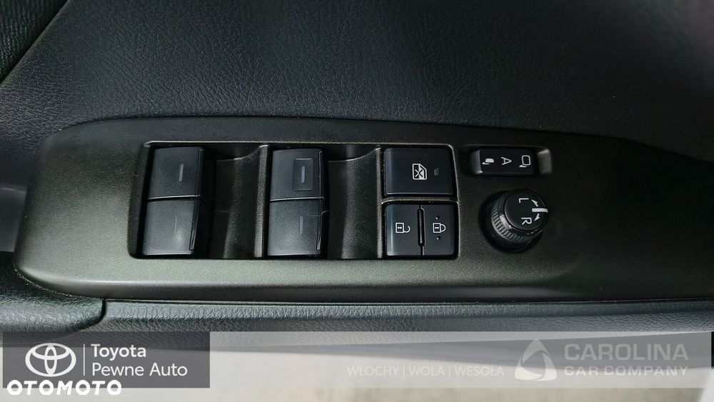 Toyota Camry 2.5 Hybrid Comfort CVT - 12