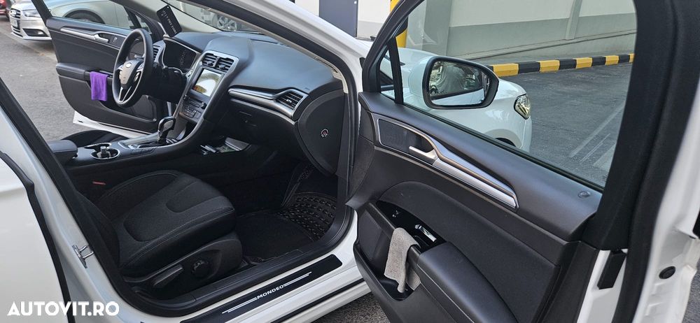 Ford Mondeo 2.0 TDCi Powershift Titanium - 5
