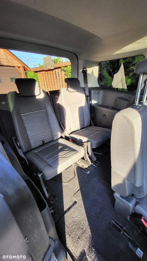 Ford Tourneo Connect 1.5 TDCi Titanium - 19
