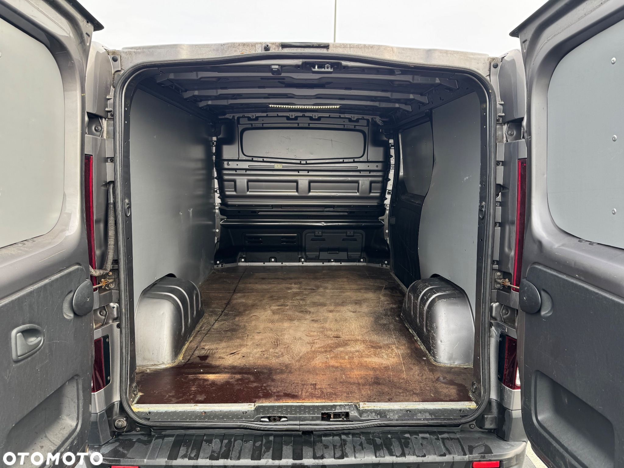 Renault Trafic - 24