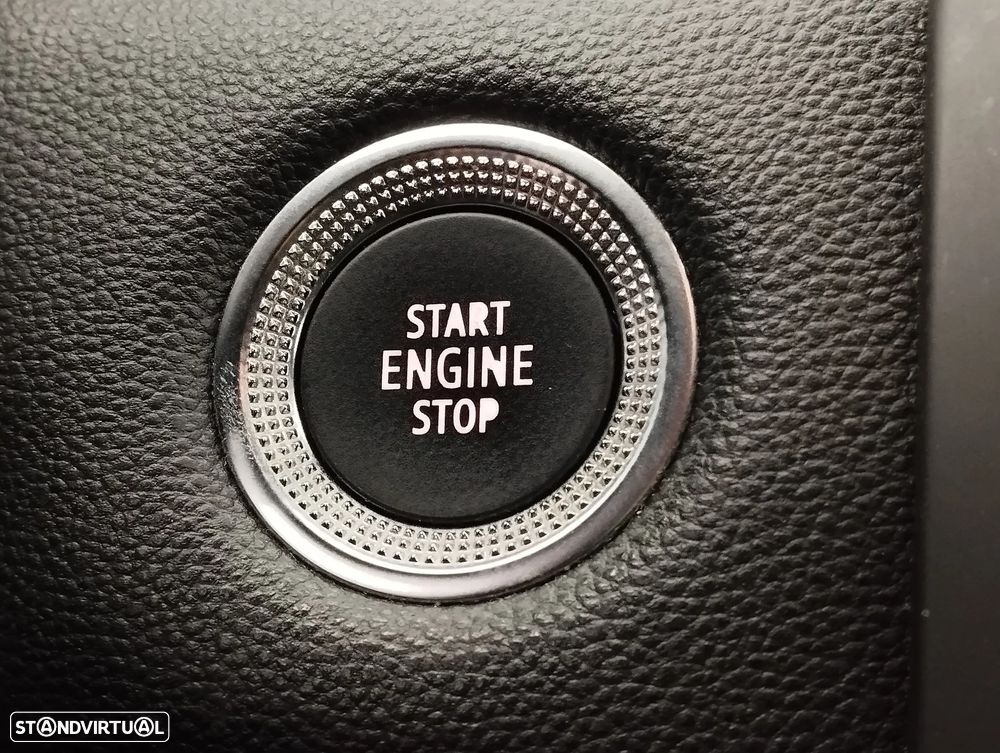 Renault Captur 1.0 TCe Techno Bi-Fuel - 29