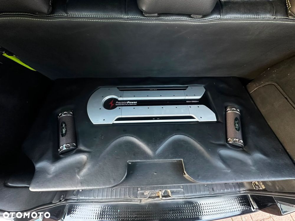 Volkswagen Transporter - 9