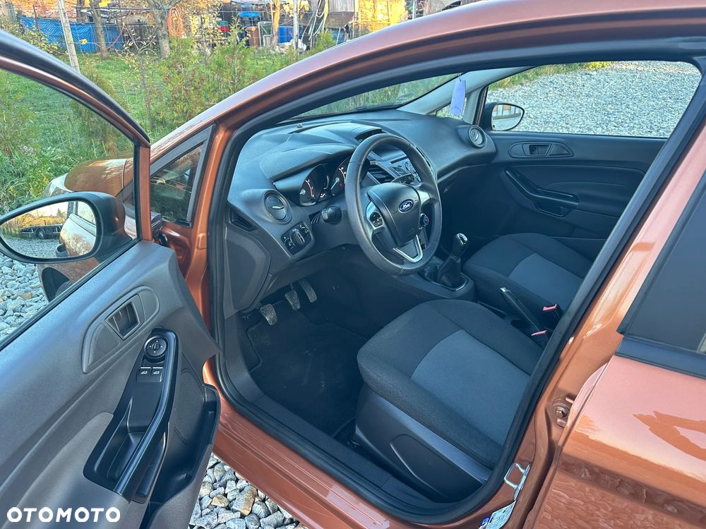 Ford Fiesta 1.25 Ambiente EU5 - 27